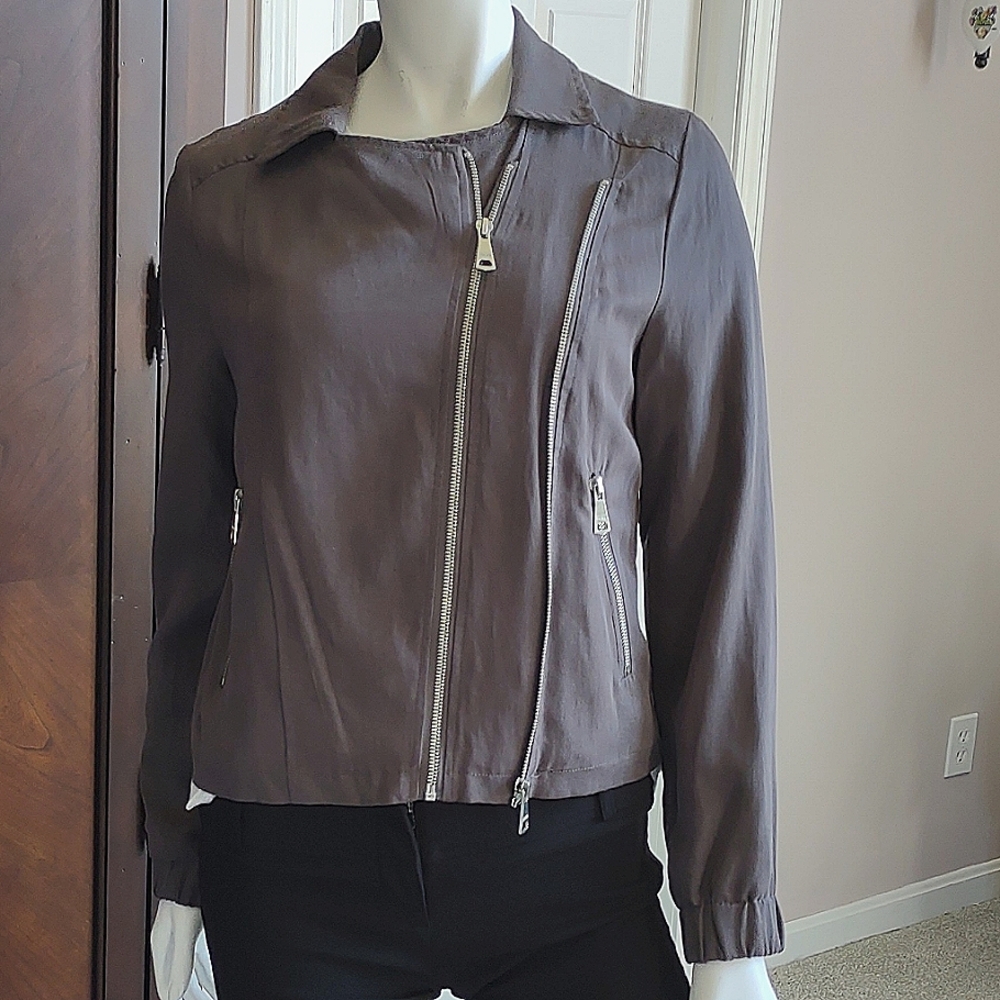 Vigoss jacket